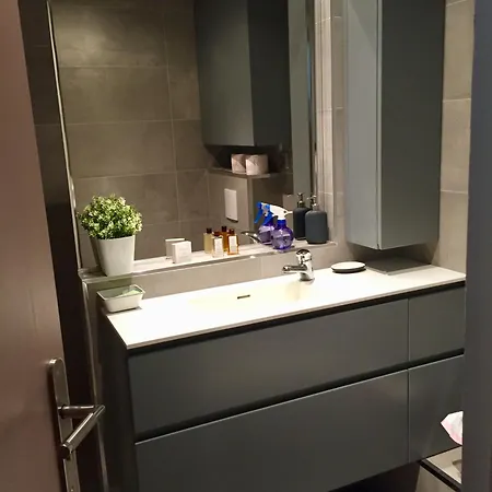 Appartement Petit Sympa En Centre *